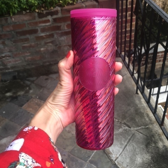 STARBUCKS New Pink Sangria Textured Twist Holiday Tumbler Grande Pink Barbie - Picture 5 of 15